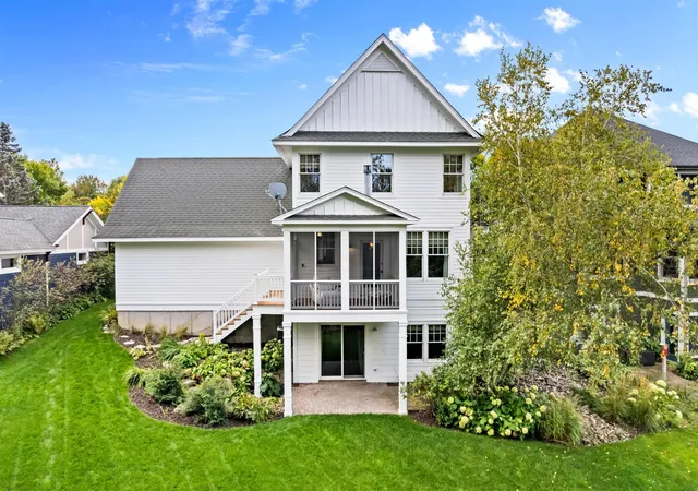 Photo 4 of Single family home for sale at 209 Rutherford Rd, Stillwater, MN 55082 | MLS# 7151985 | Listing updated on 2026-10-08