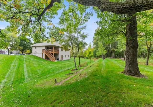 Photo 3 of Sale Pending at 2486 Bridgewater Pl S, Cambridge, MN 55008 | MLS# 7152017 | Listing updated on 2026-10-05