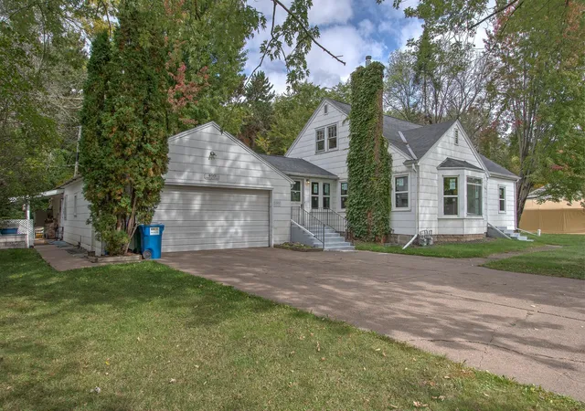 Photo 1 of Multi family home for sale at 495 W 1st Street, Rush City, MN 55069 | MLS# 7152024 | Listing updated on 2026-10-05