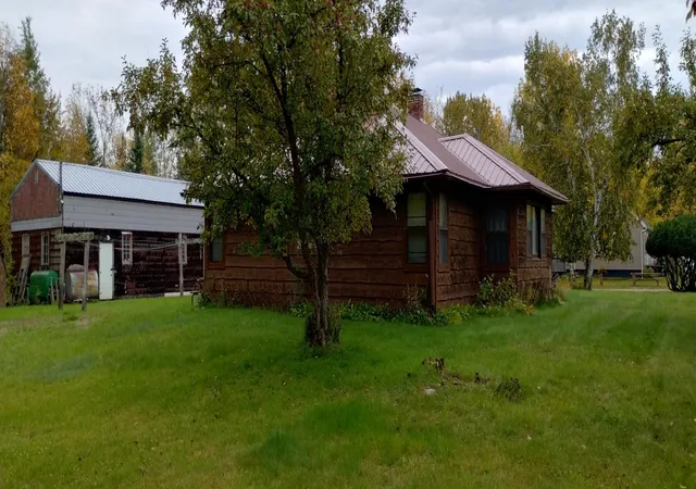 Photo 3 of Single family home for sale at 208 Pine Ave NW, Bagley, MN 56621 | MLS# 7152026 | Listing updated on 2026-09-30