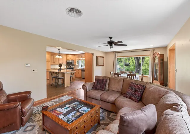 Photo 3 of Single family home for sale at 9551 Riverview Rd, Eden Prairie, MN 55347 | MLS# 7152031 | Listing updated on 2026-09-30