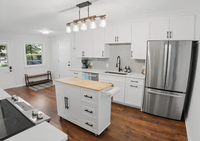 Photo 1 of Single family home for sale at 1225 Dunkirk Ln N, Minneapolis, MN 55447 | MLS# 7152035 | Listing updated on 2026-10-07