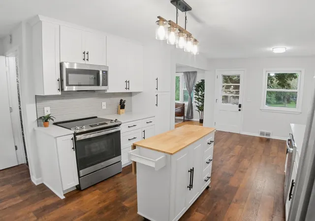Photo 3 of Single family home for sale at 1225 Dunkirk Ln N, Minneapolis, MN 55447 | MLS# 7152035 | Listing updated on 2026-10-07