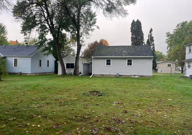 Photo 2 of Single family home for sale at 310 4th Street NW, Little Falls, MN 56345 | MLS# 7152042 | Listing updated on 2026-10-01