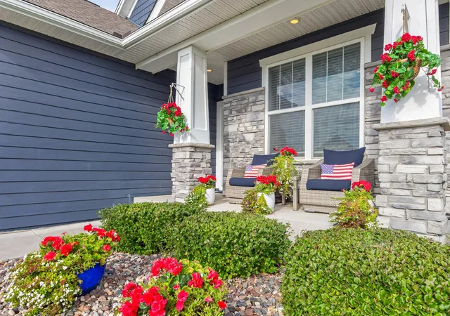Photo 4 of Single family home for sale at 8069 183rd Street W, Lakeville, MN 55044 | MLS# 7152043 | Listing updated on 2026-10-10
