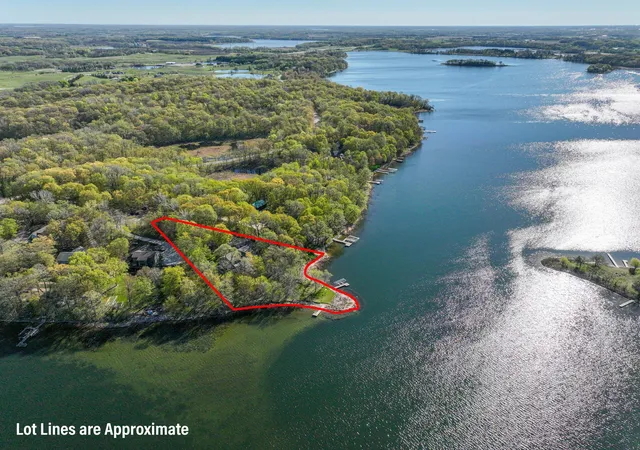 Photo 2 of Single family home for sale at 1850 Petes Point Ln Sw, Alexandria, MN 56308 | MLS# 7152045 | Listing updated on 2026-10-03
