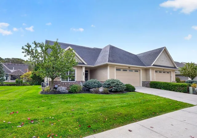 Single family home for sale at 3862 Berkshire Rd SW, Rochester, MN 55902 | MLS# 7152047