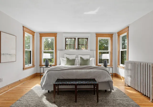 Photo 4 of Sale Pending at 3517 Humboldt Ave S, Minneapolis, MN 55408 | MLS# 7152061 | Listing updated on 2026-10-05