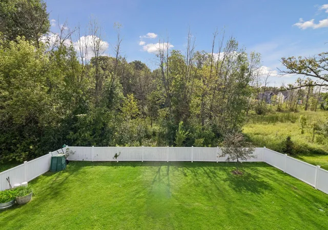 Photo 2 of Single family home for sale at 1017 Fabel Ln, Waconia, MN 55387 | MLS# 7152068 | Listing updated on 2026-10-02