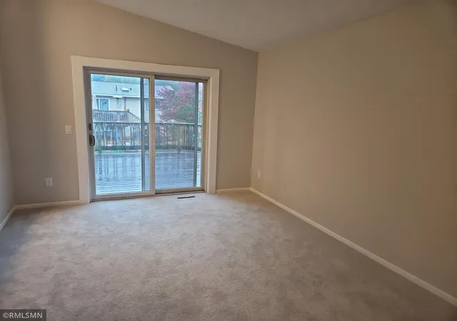 Photo 3 of Single family home for sale at 5072 Upper 182nd St W, Farmington, MN 55024 | MLS# 7152124 | Listing updated on 2026-10-01