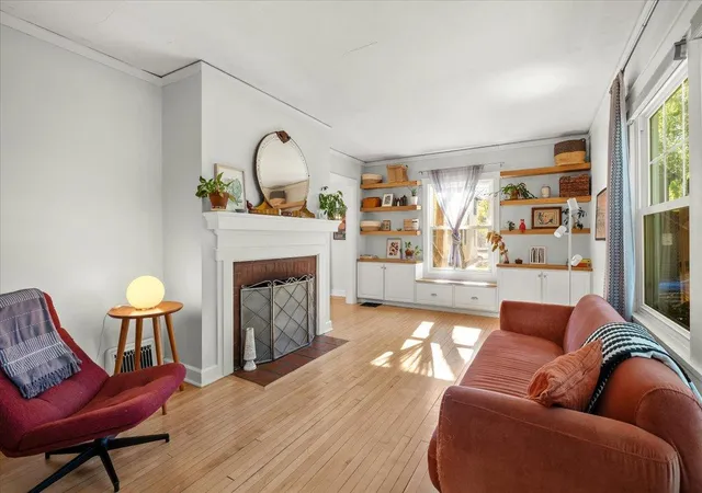 Photo 1 of Single family home for sale at 2637 2nd Avenue S, Minneapolis, MN 55408 | MLS# 7152150 | Listing updated on 2026-10-26