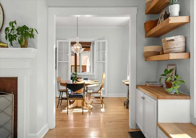 Photo 4 of Single family home for sale at 2637 2nd Avenue S, Minneapolis, MN 55408 | MLS# 7152150 | Listing updated on 2026-10-26