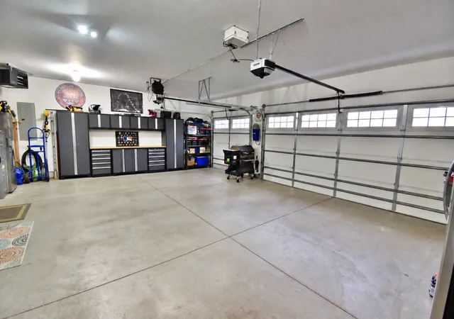 Photo 4 of Single family home for sale at 23711 Marigold St NW, Saint Francis, MN 55070 | MLS# 7152156 | Listing updated on 2026-10-06