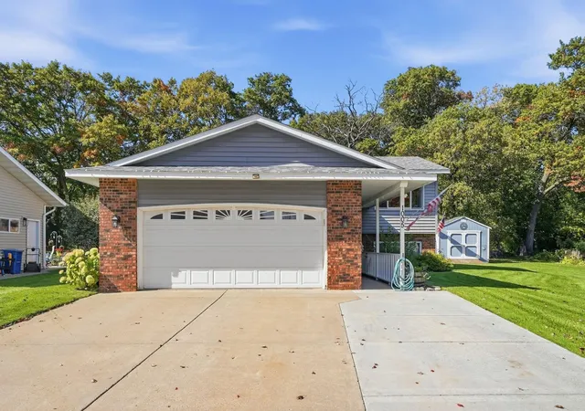 Photo 1 of Single family home for sale at 1005 4th Avenue N, Sartell, MN 56377 | MLS# 7152172 | Listing updated on 2026-10-07