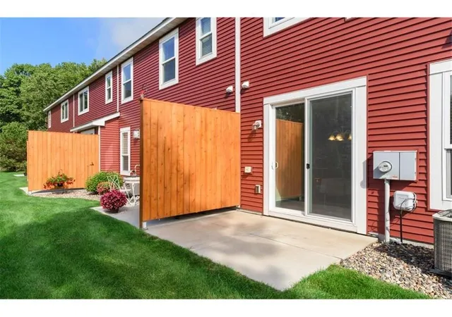 Photo 3 of Single family home for sale at 12516 Naples St NE #D, Minneapolis, MN 55449 | MLS# 7152173 | Listing updated on 2026-10-02