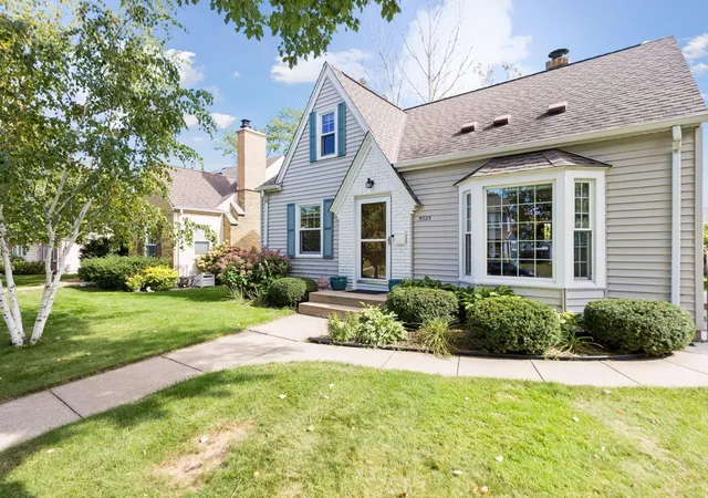 Photo 1 of Single family home for sale at 5525 Upton Ave S, Minneapolis, MN 55410 | MLS# 7152200 | Listing updated on 2026-10-05