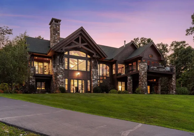 Photo 2 of Mansion for sale at 2534 Stagecoach Trl S, Afton, MN 55001 | MLS# 7152201 | Listing updated on 2026-10-05