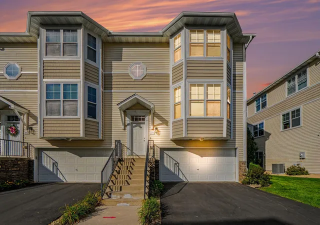 Photo 1 of Single family home for sale at 3174 Lexington Ave N, Saint Paul, MN 55126 | MLS# 7152208 | Listing updated on 2026-10-09