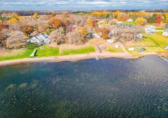 Single family home for sale at 9225 Lake Blvd, Chisago City, MN 55013 | MLS# 7152215