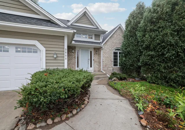 Photo 2 of Single family home for sale at 3508 Silver Lake Rd NE, Minneapolis, MN 55418 | MLS# 7152224 | Listing updated on 2026-10-02