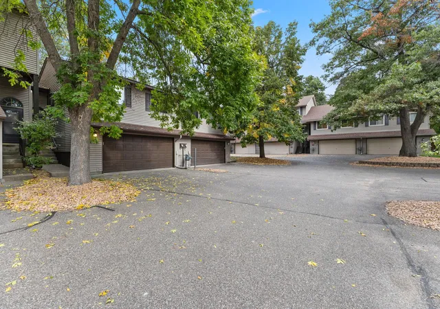 Photo 3 of Single family home for sale at 109 South Dr #E, Circle Pines, MN 55014 | MLS# 7152297 | Listing updated on 2026-10-02