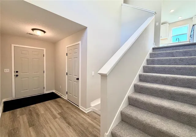 Photo 3 of Single family home for sale at 1922 Pierce St S, Cambridge, MN 55008 | MLS# 7152319 | Listing updated on 2026-10-21