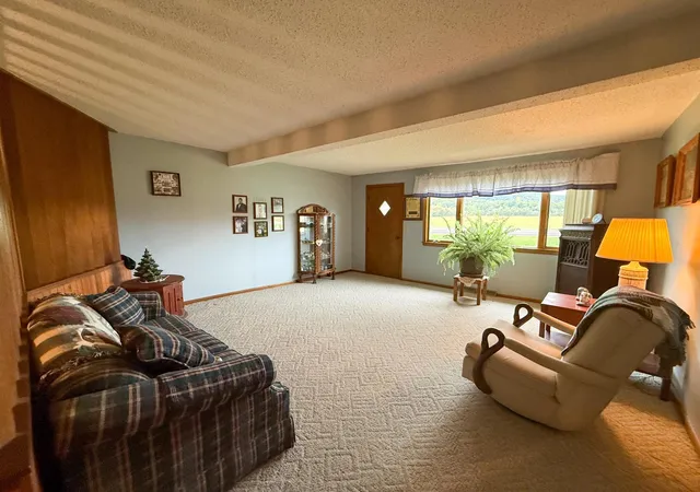 Photo 4 of Single family home for sale at 9516 County 4, Houston, MN 55943 | MLS# 7152343 | Listing updated on 2026-10-02