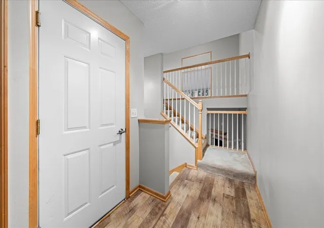 Photo 3 of Single family home for sale at 2226 Saint Johns Cir, Saint Paul, MN 55129 | MLS# 7152344 | Listing updated on 2026-10-06