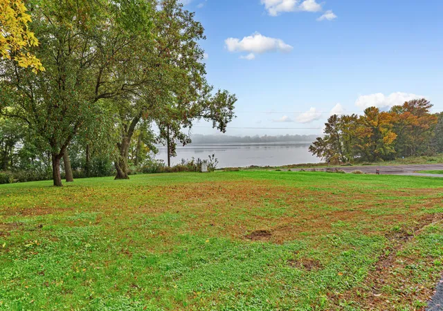 Photo 2 of Single family home for sale at 19817 Dogwood Rd, Lake Crystal, MN 56055 | MLS# 7152357 | Listing updated on 2026-10-06
