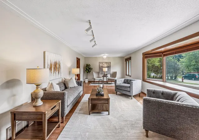 Photo 1 of Single family home for sale at 10800 Oak Knoll Ter N, Hopkins, MN 55305 | MLS# 7152362 | Listing updated on 2026-10-06