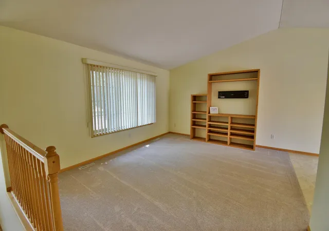 Photo 4 of Single family home for sale at 1043 Lawrence Cir, Sartell, MN 56377 | MLS# 7152365 | Listing updated on 2026-10-02