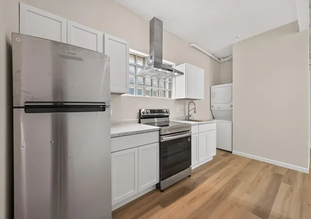 Photo 4 of Single family home for sale at 444 9th Avenue NW, Saint Paul, MN 55112 | MLS# 7152369 | Listing updated on 2026-10-06
