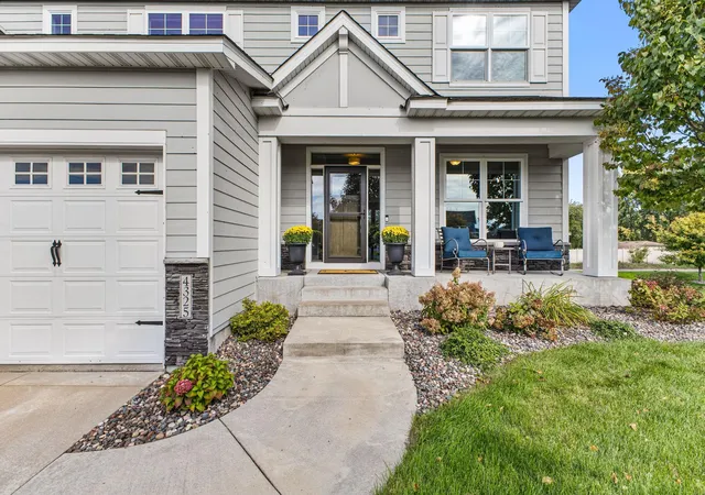 Photo 4 of Single family home for sale at 4325 Parkview Cir, Anoka, MN 55303 | MLS# 7152370 | Listing updated on 2026-10-22