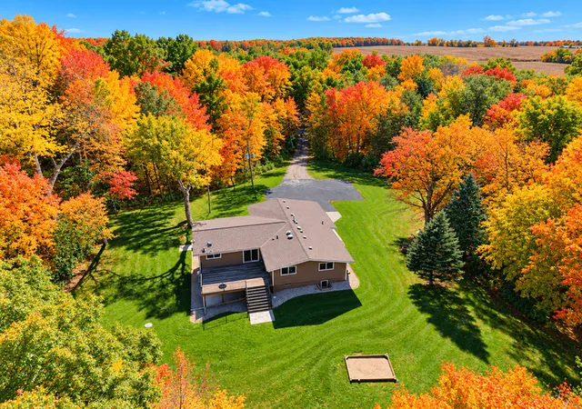 Photo 3 of Sale Pending at 1432 80th Street NW, Buffalo, MN 55313 | MLS# 7152389 | Listing updated on 2026-10-23