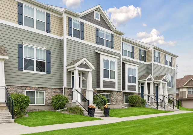 Photo 4 of Single family home for sale at 6957 W Locke Pointe Dr NE, Minneapolis, MN 55432 | MLS# 7152395 | Listing updated on 2026-09-30