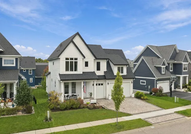 Photo 2 of Single family home for sale at 6344 Red Cedar Dr, Chaska, MN 55318 | MLS# 7152402 | Listing updated on 2026-10-03