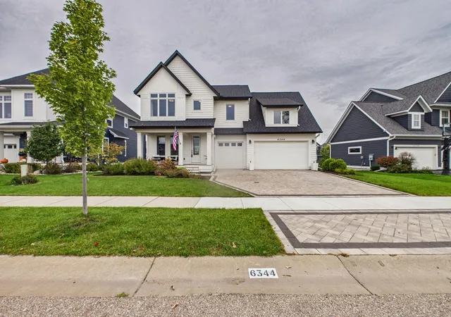Photo 3 of Single family home for sale at 6344 Red Cedar Dr, Chaska, MN 55318 | MLS# 7152402 | Listing updated on 2026-10-03