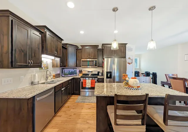 Photo 3 of Single family home for sale at 6966 94th Street S, Cottage Grove, MN 55016 | MLS# 7152414 | Listing updated on 2026-10-07