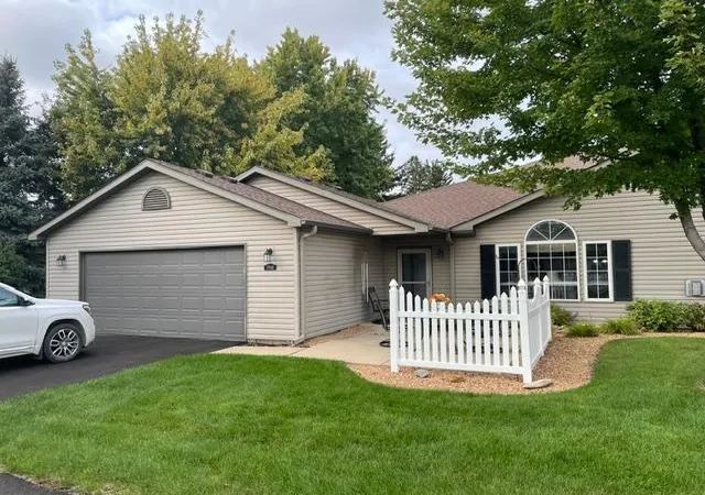Photo 1 of Single family home for sale at 1706 Sw D Carriage Home Dr #29, Austin, MN 55912 | MLS# 7152415 | Listing updated on 2026-10-01