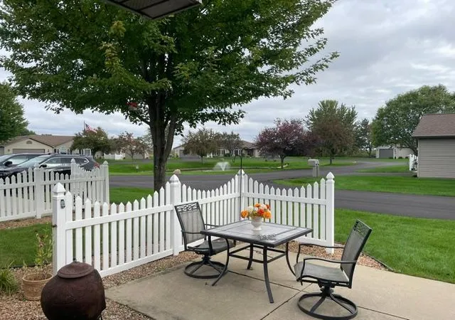 Photo 2 of Single family home for sale at 1706 Sw D Carriage Home Dr #29, Austin, MN 55912 | MLS# 7152415 | Listing updated on 2026-10-01