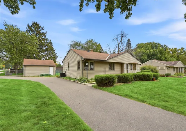 Photo 1 of Single family home for sale at 4070 Jay Ln, Saint Paul, MN 55110 | MLS# 7152424 | Listing updated on 2026-10-02