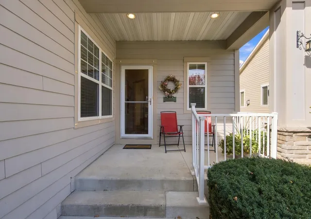 Photo 2 of Single family home for sale at 1698 Alphon Dr, Victoria, MN 55386 | MLS# 7152430 | Listing updated on 2026-10-22