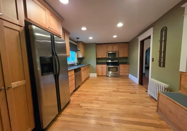 Photo 4 of Single family home for sale at 1471 Iglehart Ave, Saint Paul, MN 55104 | MLS# 7152433 | Listing updated on 2026-10-01