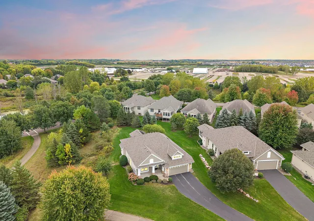 Photo 1 of Single family home for sale at 10547 Hawthorn Ct, Saint Paul, MN 55129 | MLS# 7152439 | Listing updated on 2026-10-30