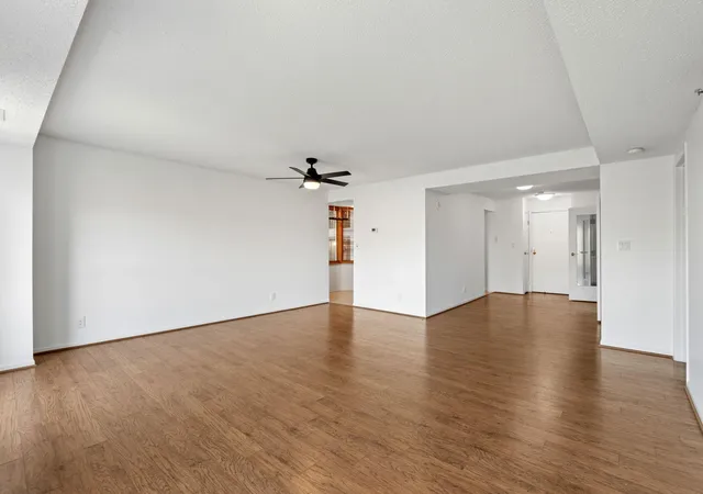 Photo 4 of Condo for sale at 198 6th Street E #501, Saint Paul, MN 55101 | MLS# 7152445 | Listing updated on 2026-10-16