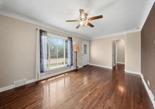 Photo 3 of Single family home for sale at 471 White Bear Ave N, Saint Paul, MN 55106 | MLS# 7152458 | Listing updated on 2026-10-16