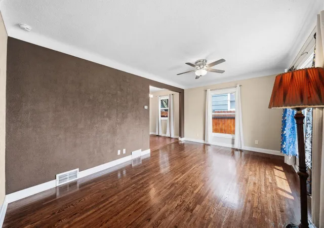Photo 4 of Single family home for sale at 471 White Bear Ave N, Saint Paul, MN 55106 | MLS# 7152458 | Listing updated on 2026-10-16