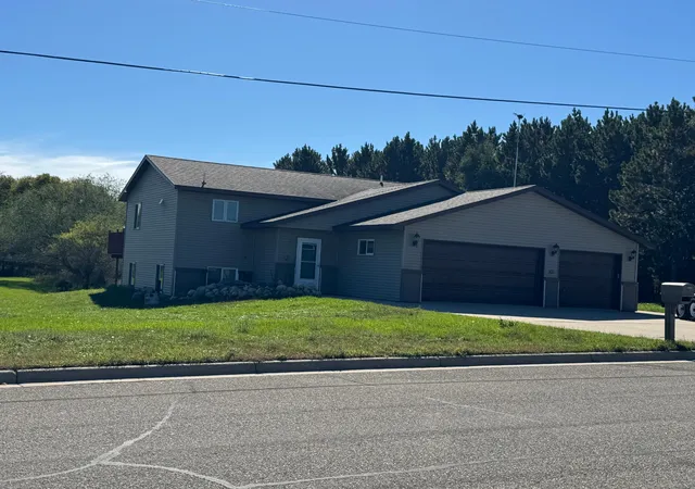 Single family home for sale at 527 Madison Ave SE, Wadena, MN 56482 | MLS# 7152463