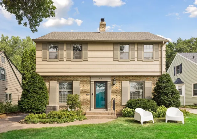 Photo 1 of Sale Pending at 2019 Bayard Ave, Saint Paul, MN 55116 | MLS# 7152467 | Listing updated on 2026-10-16