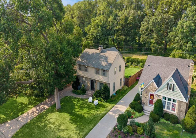 Photo 2 of Sale Pending at 2019 Bayard Ave, Saint Paul, MN 55116 | MLS# 7152467 | Listing updated on 2026-10-16